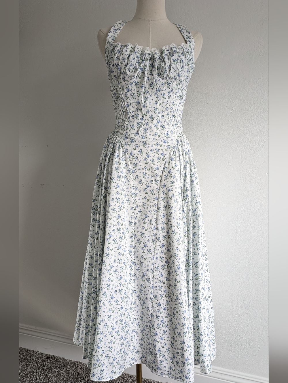 House of CB Adabella Dress • Small • Plus Cup - Picture 4 of 15